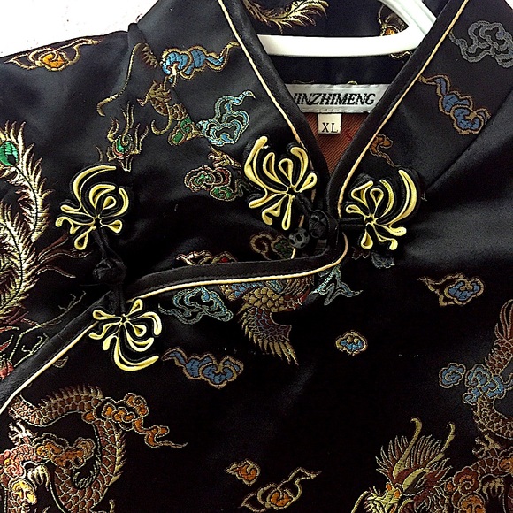 Traditional Dragon + Floral Chinese Kimono - Picture 4 of 11